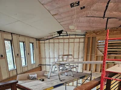 Vaulted ceiling drywall hung, taped and finished — project 1