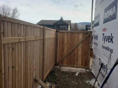 Fence installed with even spacing and plumb posts — project 1